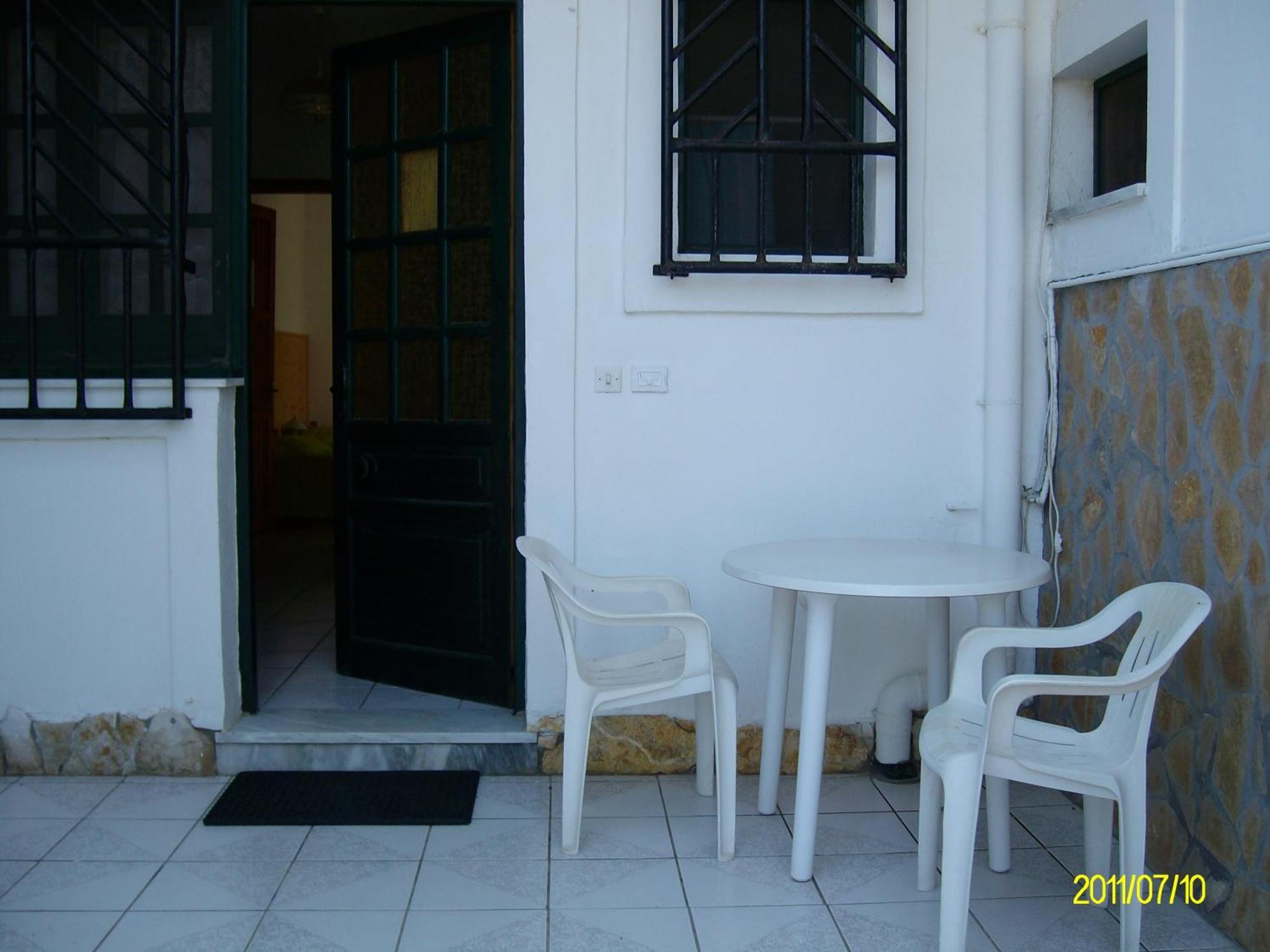 Lakis Apartments 아카라비 외부 사진